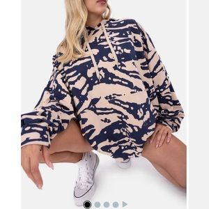 Oversized spotted Adika sweatshirt